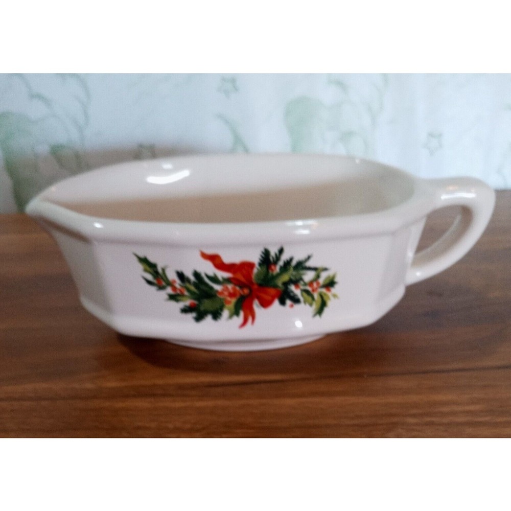 Vintage Pfaltzgraff Stoneware "Christmas Heritage" Gravy Boat USA